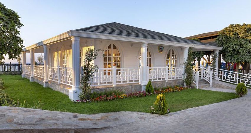 Merit Royal Hotel