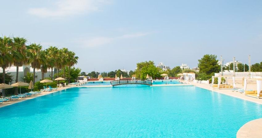 Büyük Anadolu Girne Otel