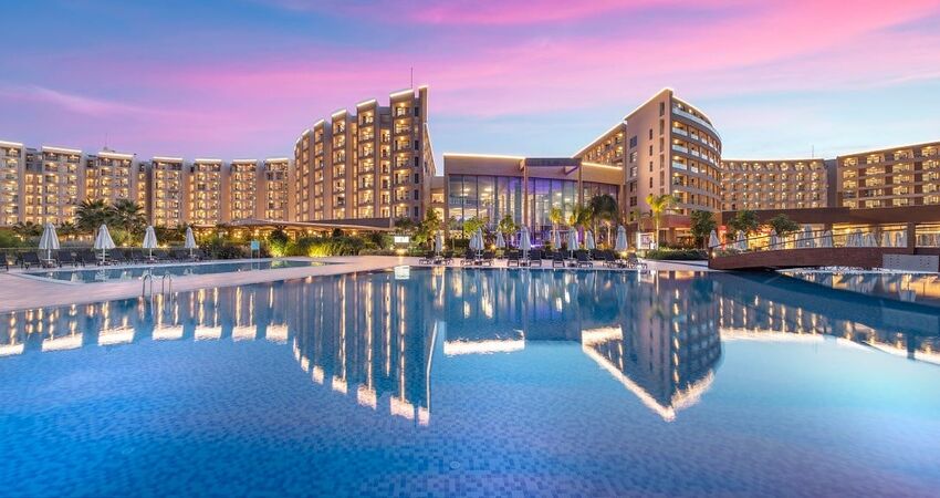 Elexus Hotel & Resort & Spa