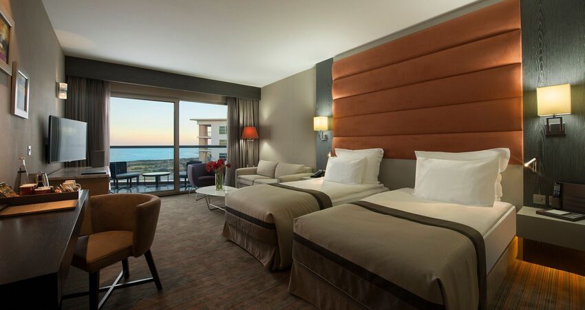 Elexus Hotel & Resort Spa