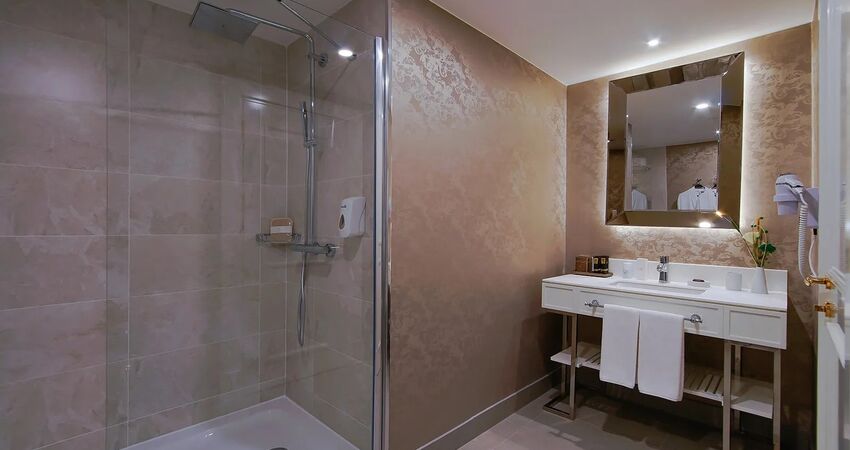 Limak Cyprus Deluxe Hotel