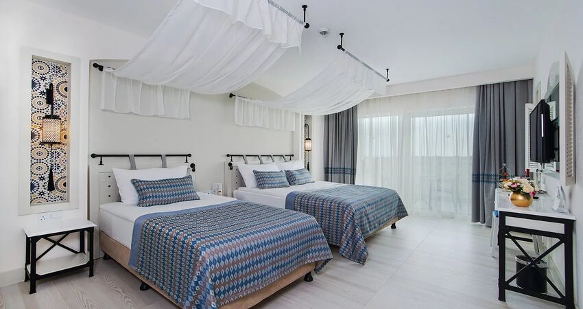 Limak Cyprus Deluxe Hotel