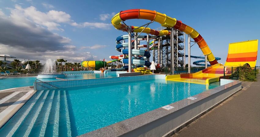 Limak Cyprus Deluxe Hotel