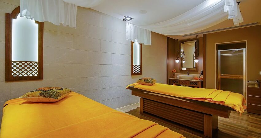 Limak Cyprus Deluxe Hotel