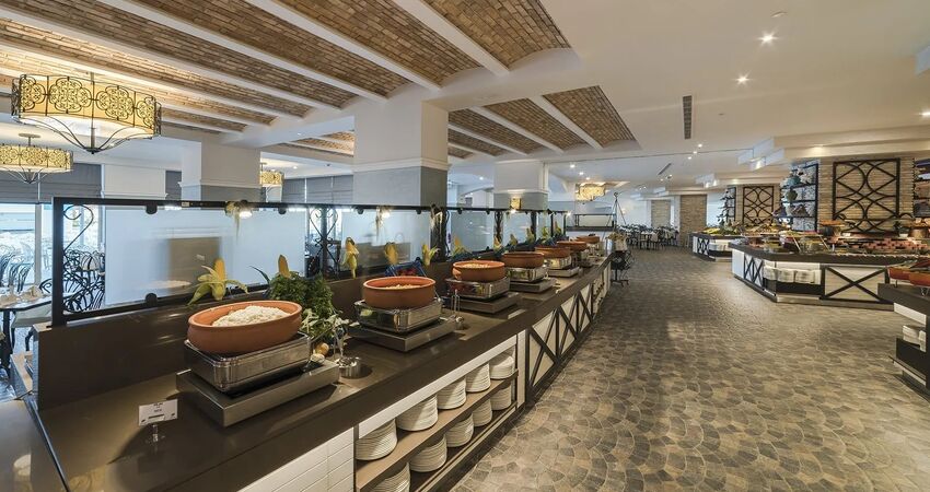 Limak Cyprus Deluxe Hotel