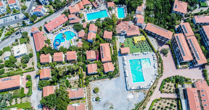 RIVERSIDE GARDEN RESORT HOTEL