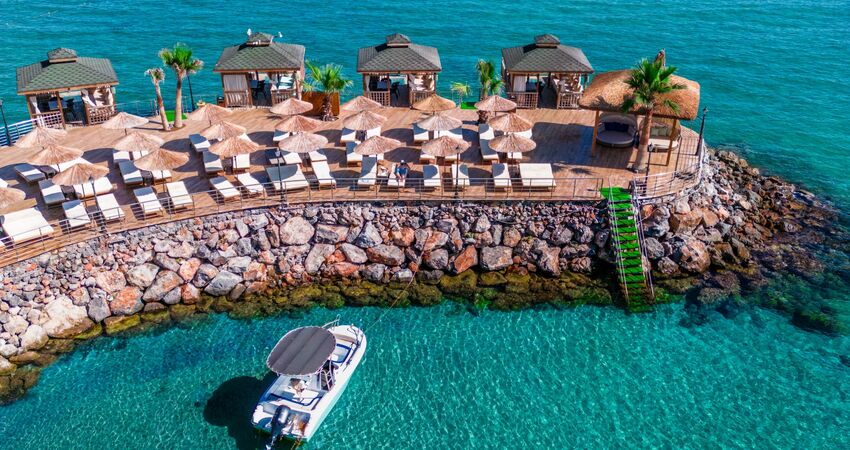 RIVERSIDE GARDEN RESORT HOTEL