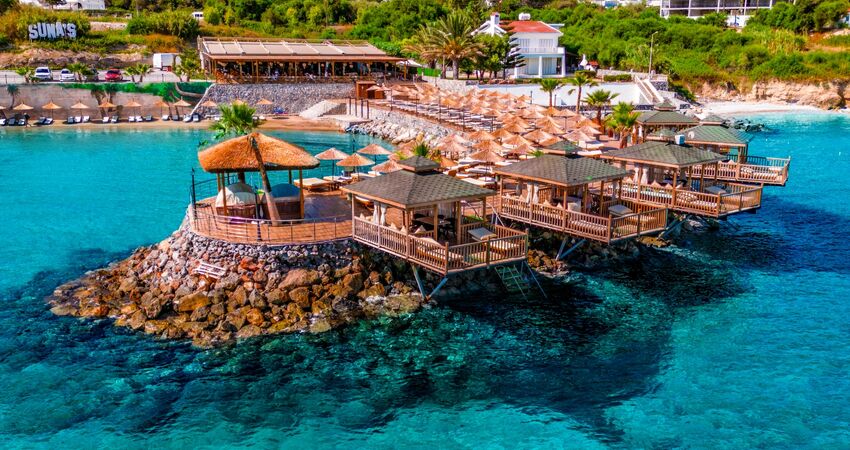 RIVERSIDE GARDEN RESORT HOTEL