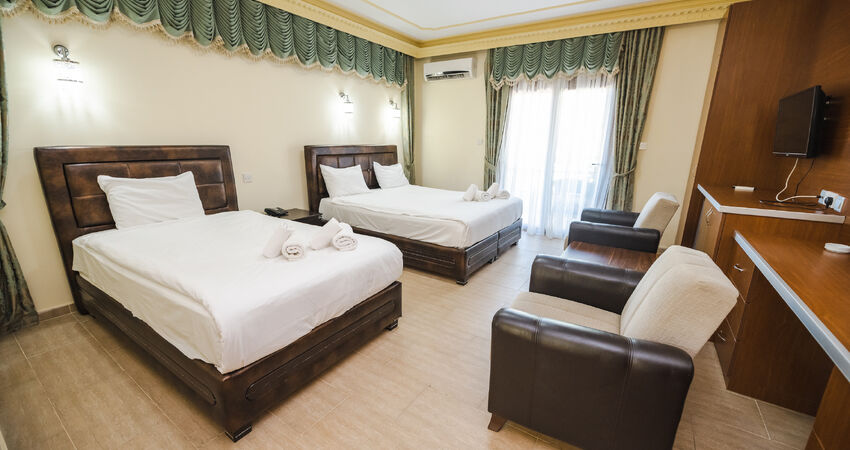 RIVERSIDE GARDEN RESORT HOTEL