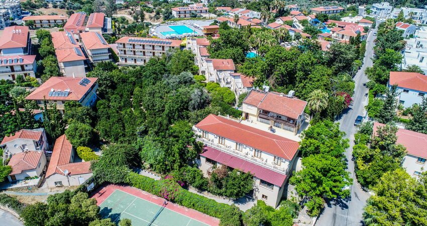 RIVERSIDE GARDEN RESORT HOTEL