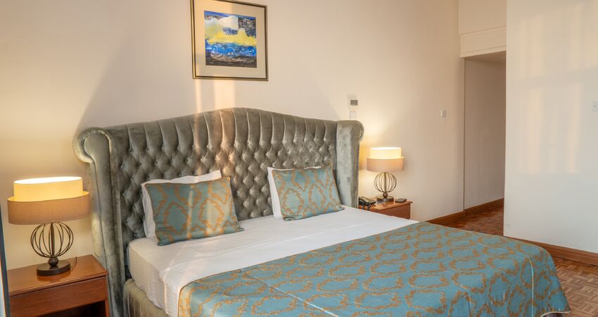 DOME HOTEL
