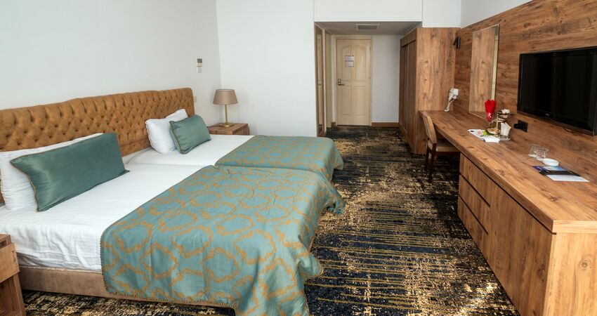 DOME HOTEL