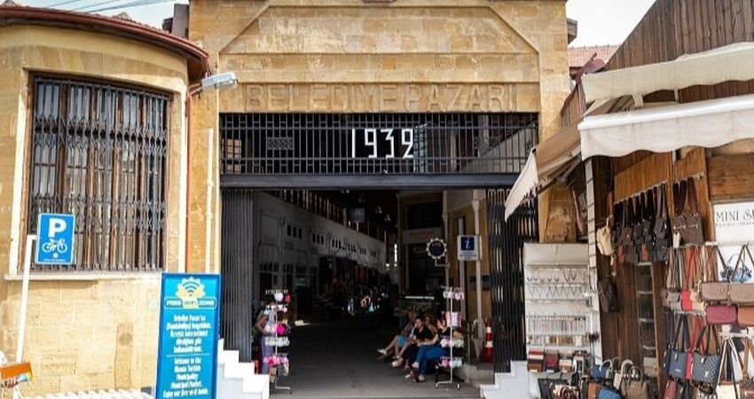SHOPPING & CULTURE TOUR - NICOSIA